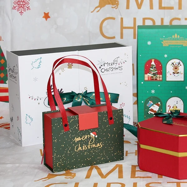 Customizable Christmas gift boxes for personalized gifts